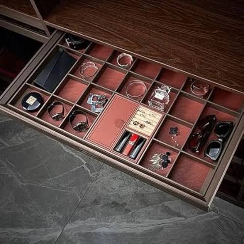 Jewellery box mocha 900mm